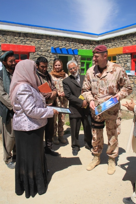 Offcier du 5eme bat de garde nationale en mission exterieure moyen orient source armee lituanienne