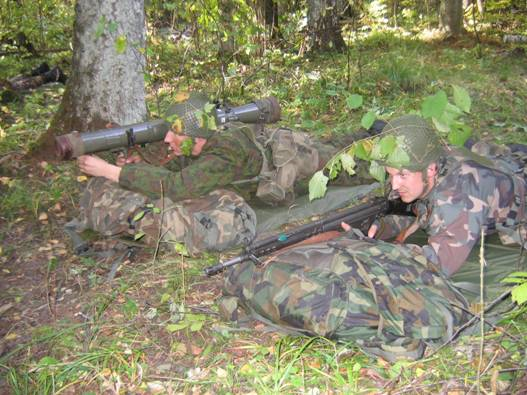 Soldats en exercice du 5eme bat de garde nationale source armee lituanienne